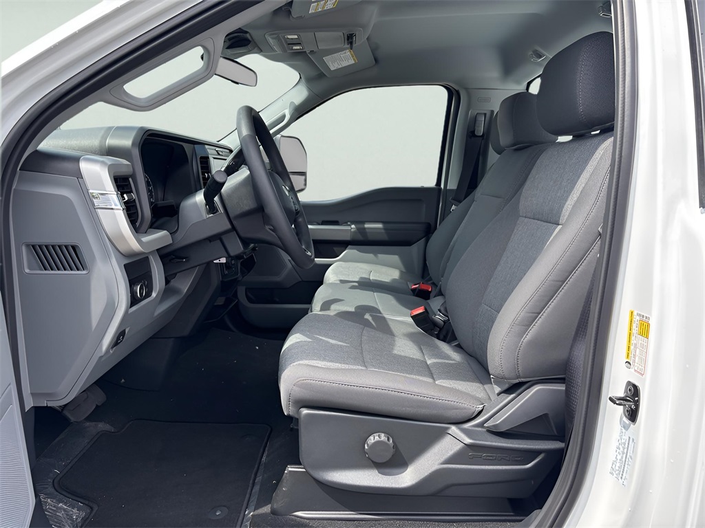 2025 Ford F-350SD