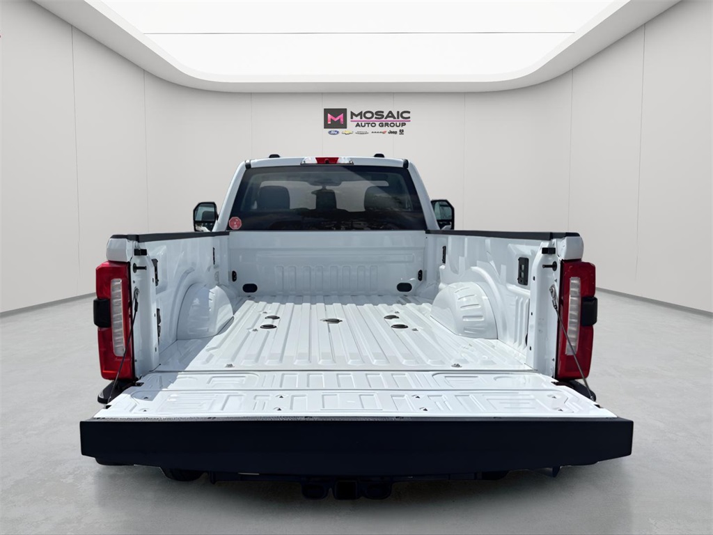 2025 Ford F-350SD