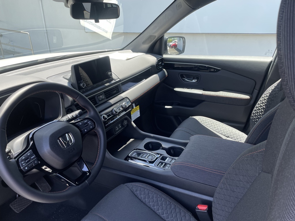 Thumbnail: 2025 Honda Pilot - 10