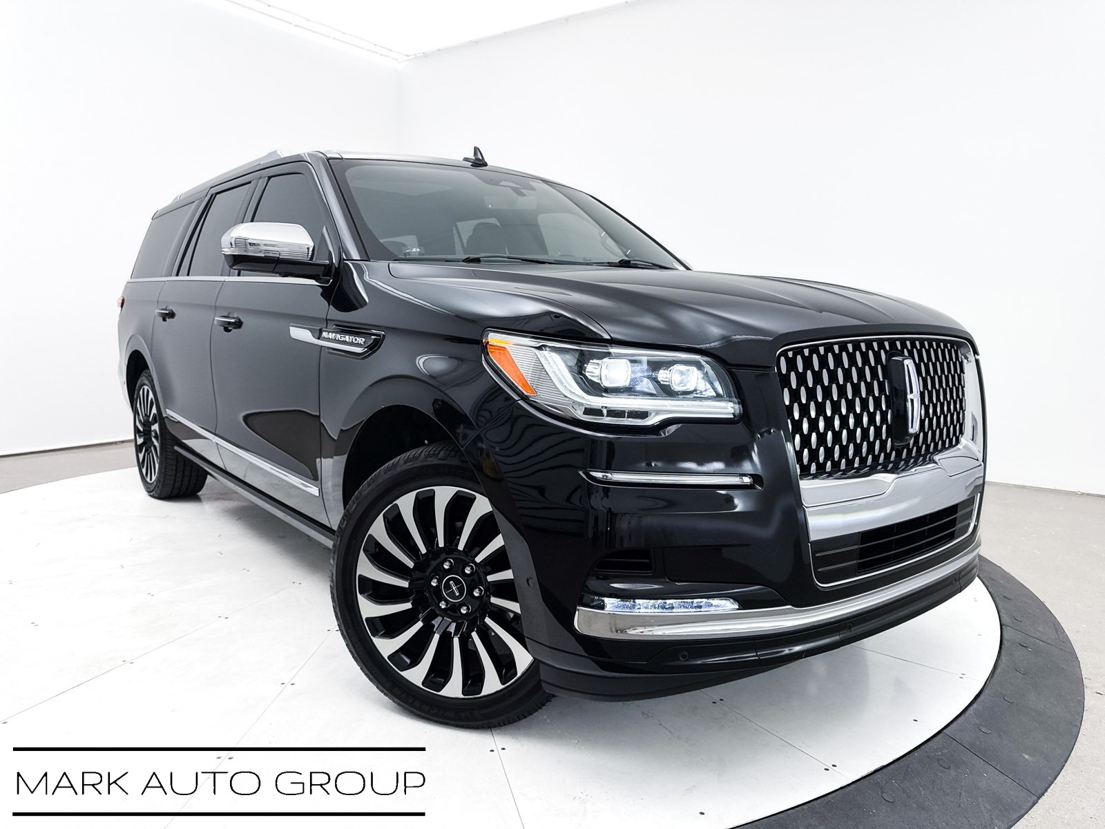 2022 Lincoln Navigator L Black Label