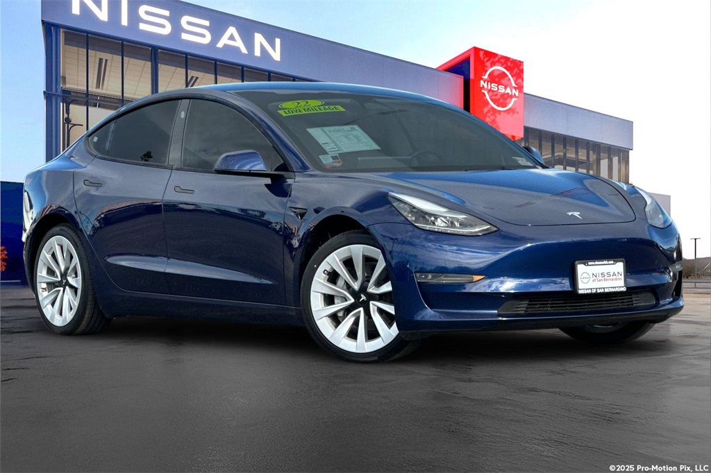 2022 Tesla Model 3 Base's photo