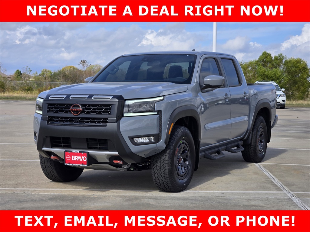 2026 Nissan Frontier PRO-4X's photo