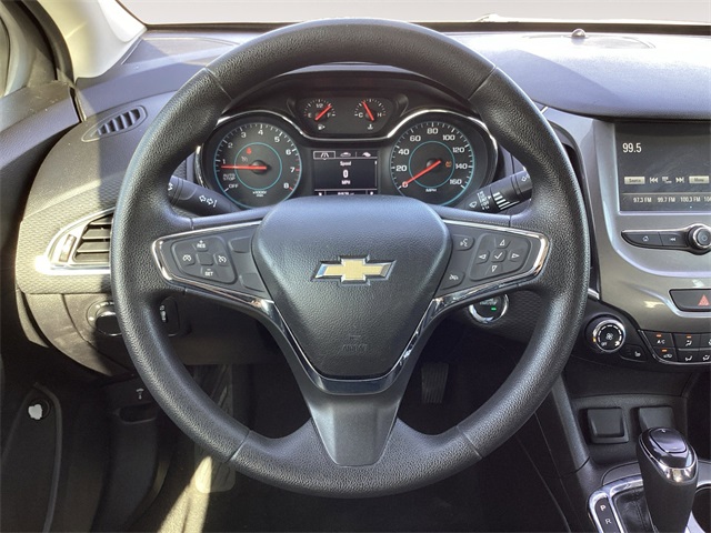 Used Car 2017 Chevrolet Cruze  Lt For Sale Under $10,000 In San Antonio, Texas