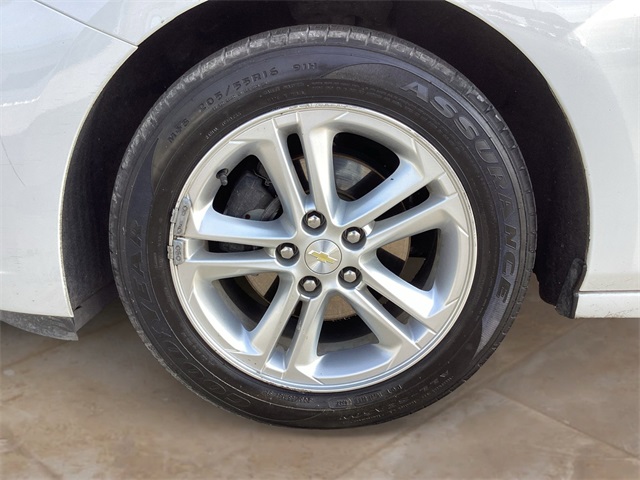 Used Car 2017 Chevrolet Cruze  Lt For Sale Under $10,000 In San Antonio, Texas