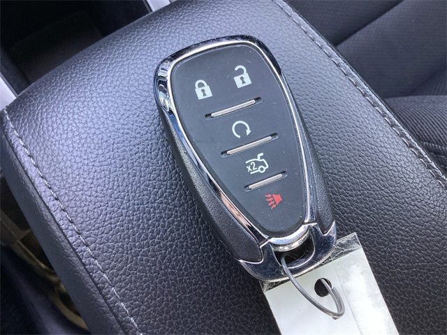 Used Car 2017 Chevrolet Cruze  Lt For Sale Under $10,000 In San Antonio, Texas