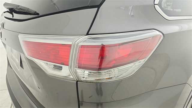 2015 Toyota Highlander XLE V6  at DeMontrond Automotive Group