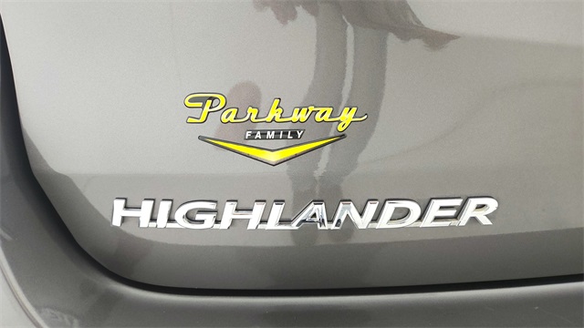 2015 Toyota Highlander XLE V6  at DeMontrond Automotive Group