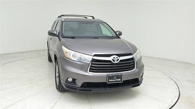 2015 Toyota Highlander XLE V6  at DeMontrond Automotive Group