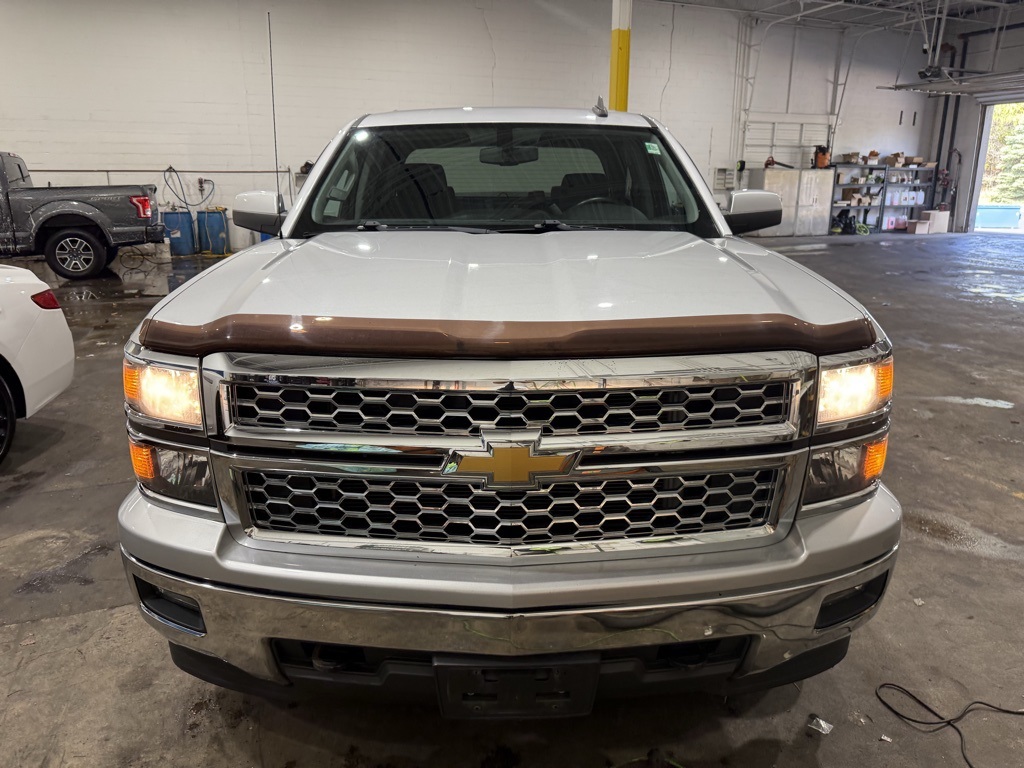 2015 Chevrolet Silverado 1500 LT photo 2