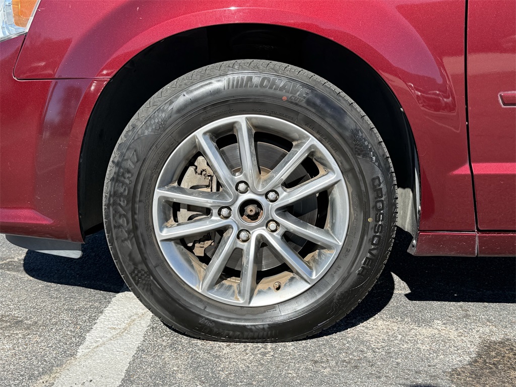 2017 Dodge Grand Caravan SE Red at Durrett Motor Company