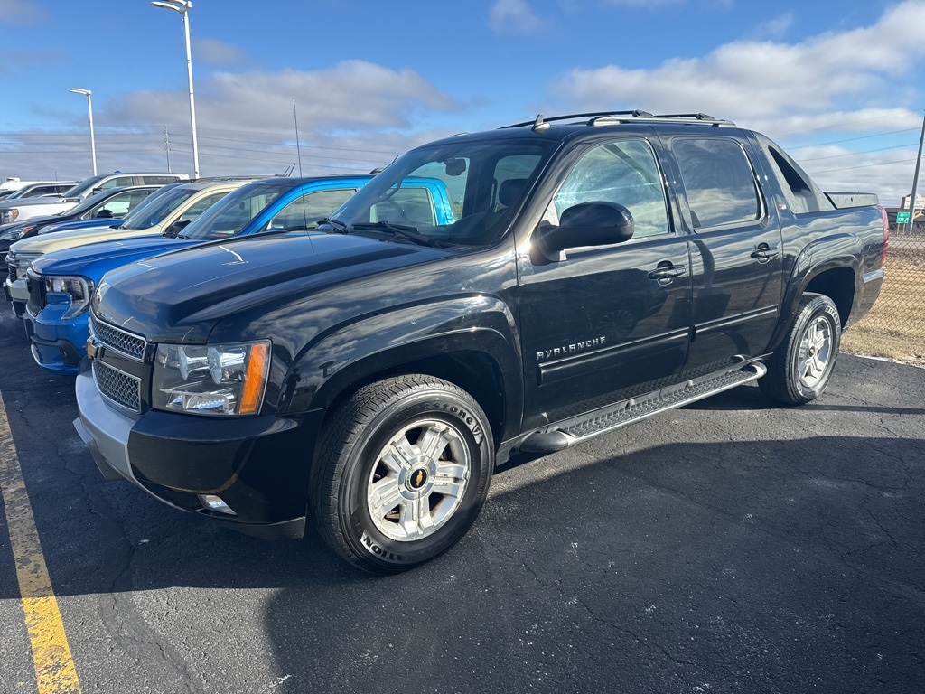 2011 Chevrolet Avalanche LT 4WD