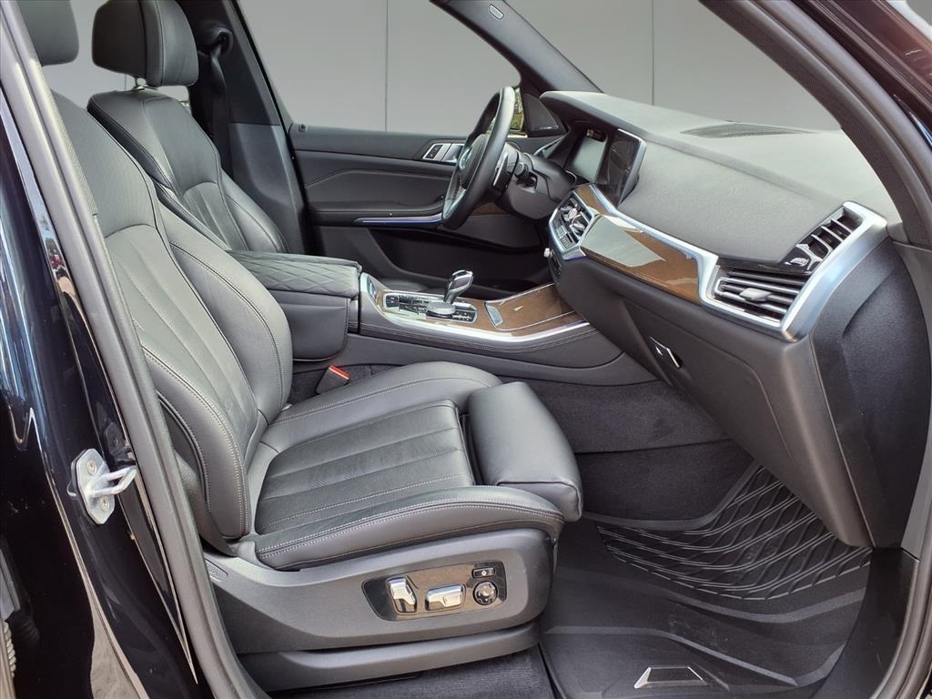 2019 BMW X5 xDrive50i Black at Ultimate Motorsports