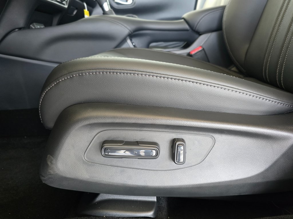 Thumbnail: 2026 Honda HR-V - 10