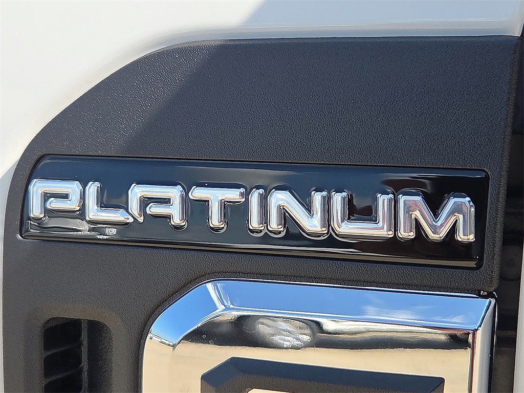 New 2025 Ford F-350SD For Sale in Farmington, AR