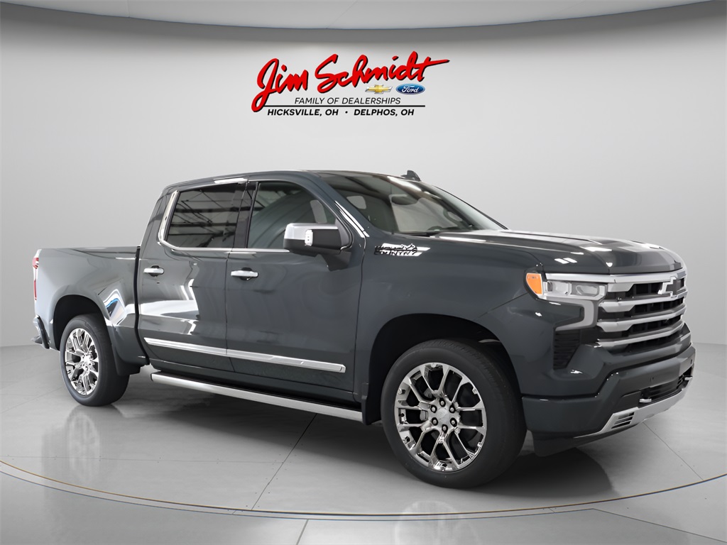 2026 Chevrolet Silverado 1500 High Country Crew Cab 4WD