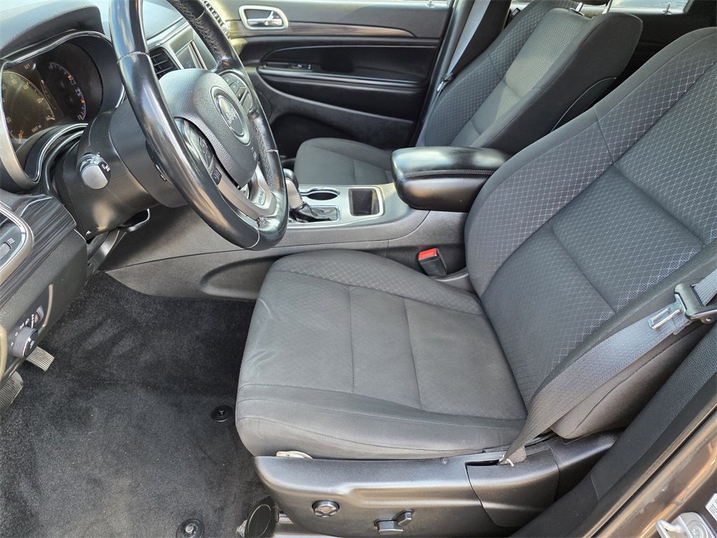 2021 Jeep Grand Cherokee Laredo E - 10