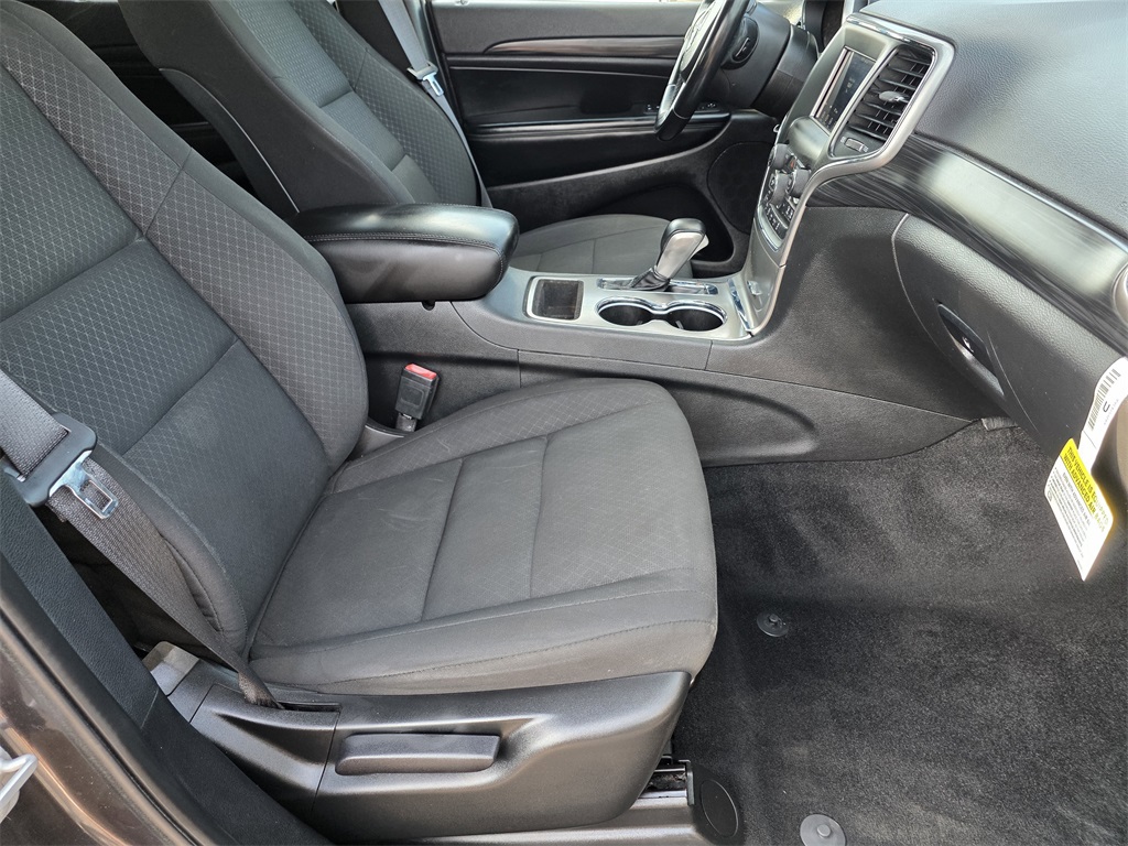 2021 Jeep Grand Cherokee Laredo E - 11