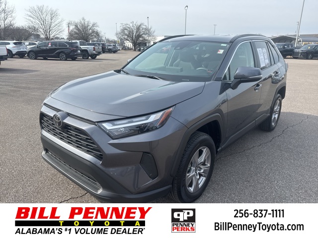 2025 Toyota RAV4 XLE FWD