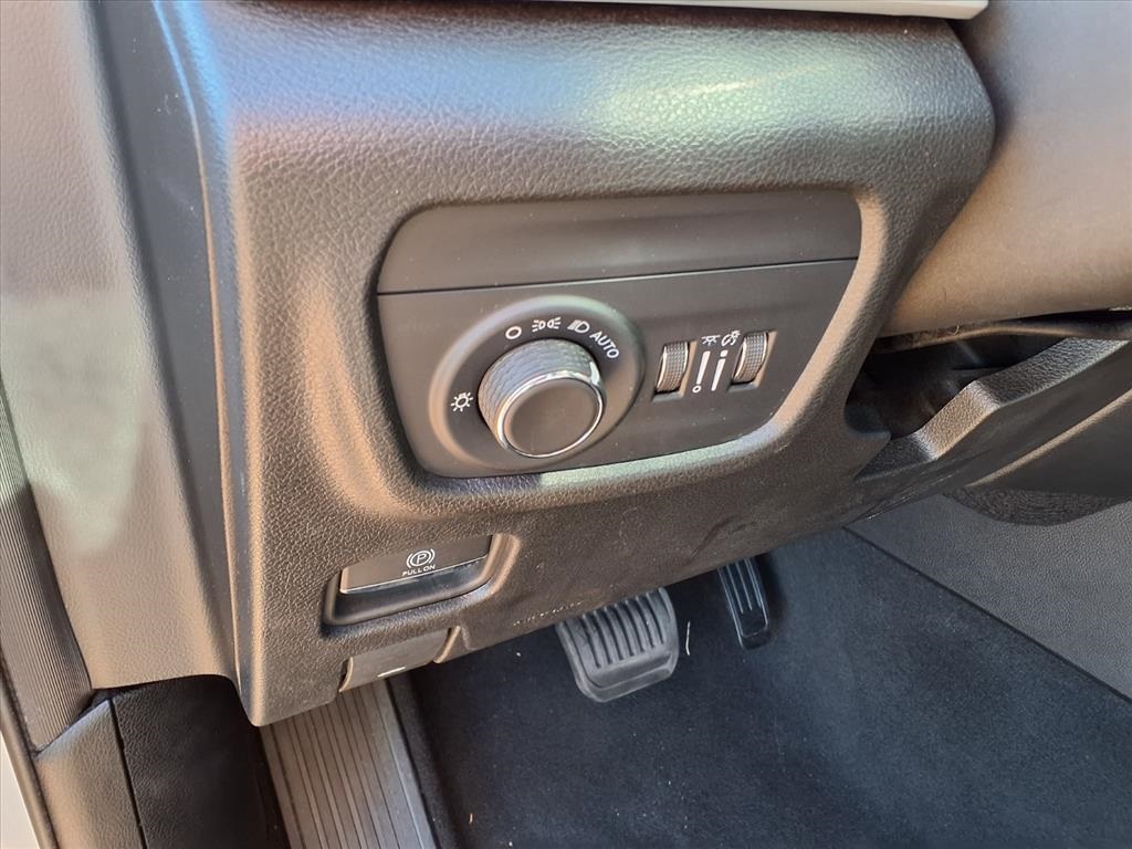 2023 Jeep Grand Cherokee L Altitude - 10