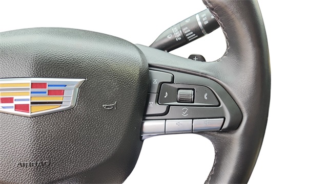 2024 Cadillac XT4 - Image 19