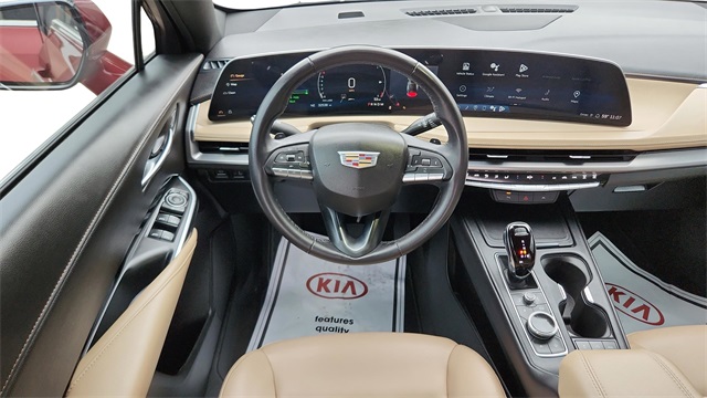 2024 Cadillac XT4 - Image 25