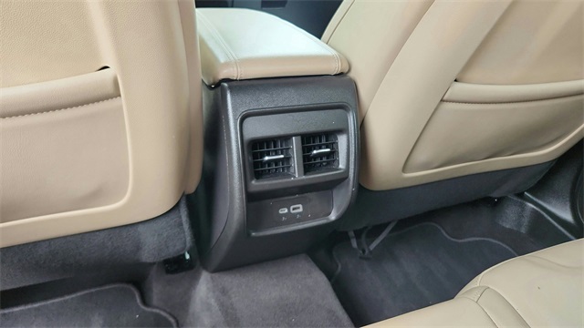 2024 Cadillac XT4 - Image 27