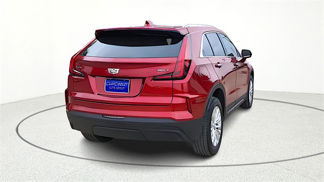 2024 Cadillac XT4 - Image 7
