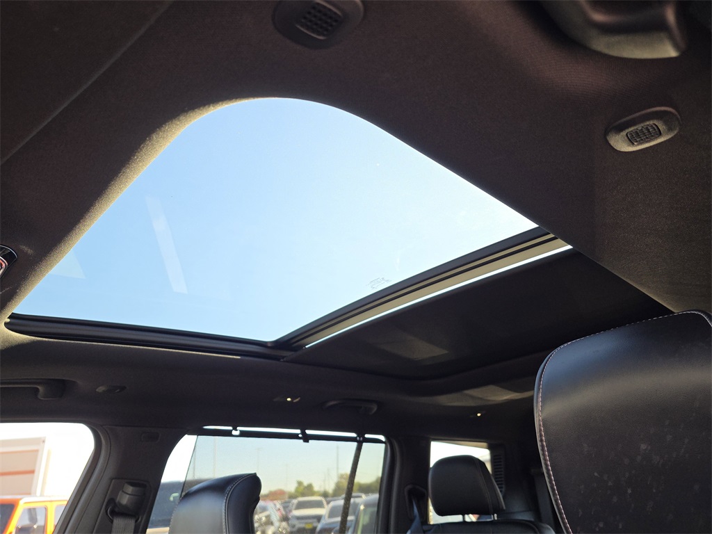 2023 Jeep Grand Cherokee L Overland Black at North Houston Mitsubishi