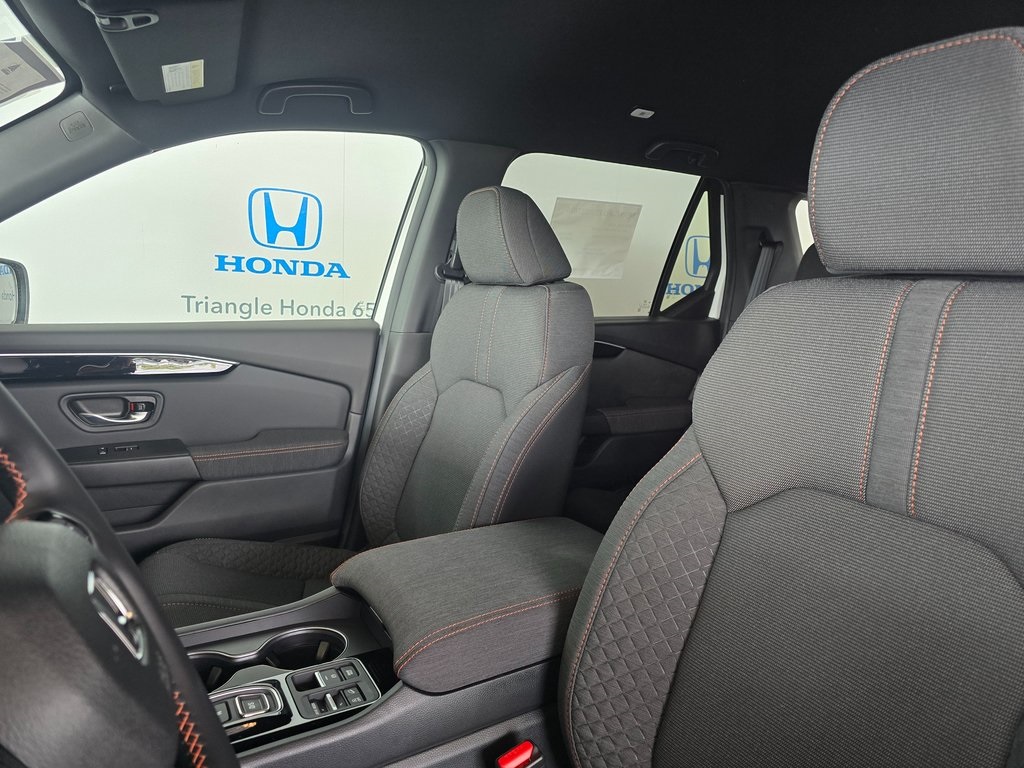 Thumbnail: 2025 Honda Pilot - 13