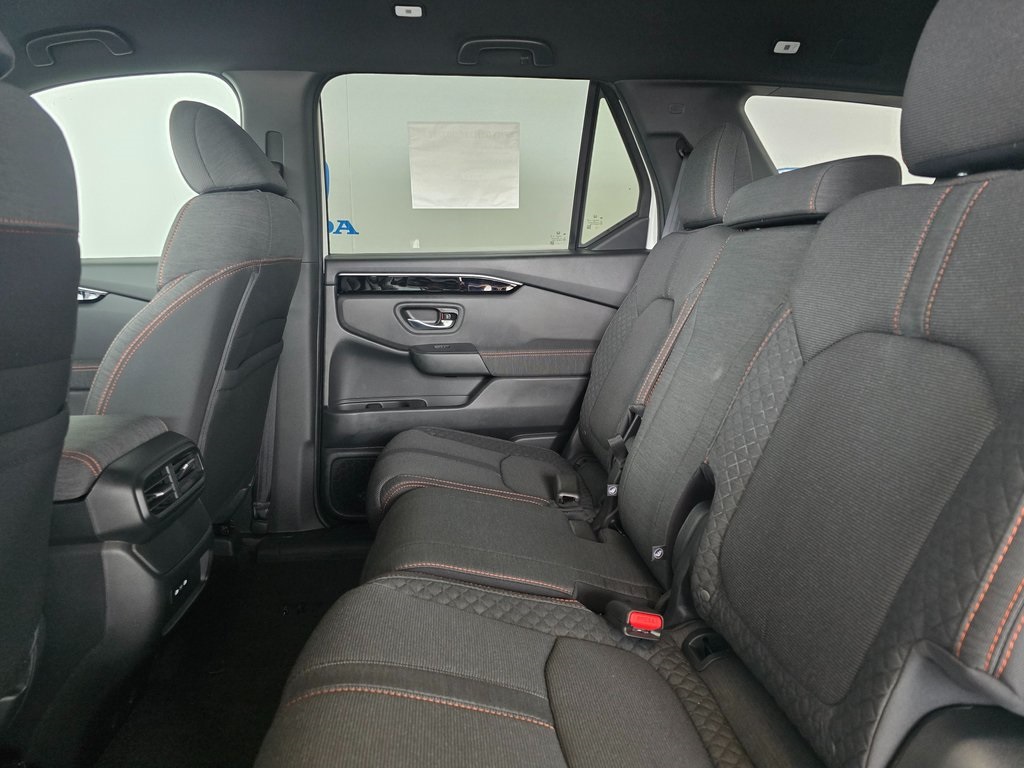 Thumbnail: 2025 Honda Pilot - 16