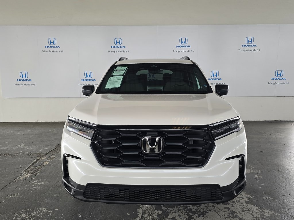 Thumbnail: 2025 Honda Pilot - 2