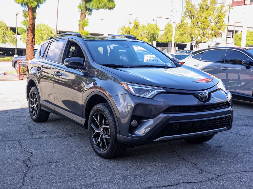2018 Toyota RAV4 SE