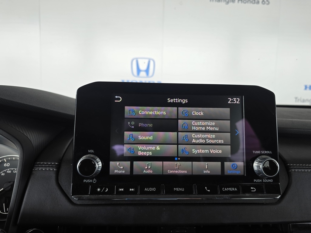 Thumbnail: 2024 Mitsubishi Outlander - 13