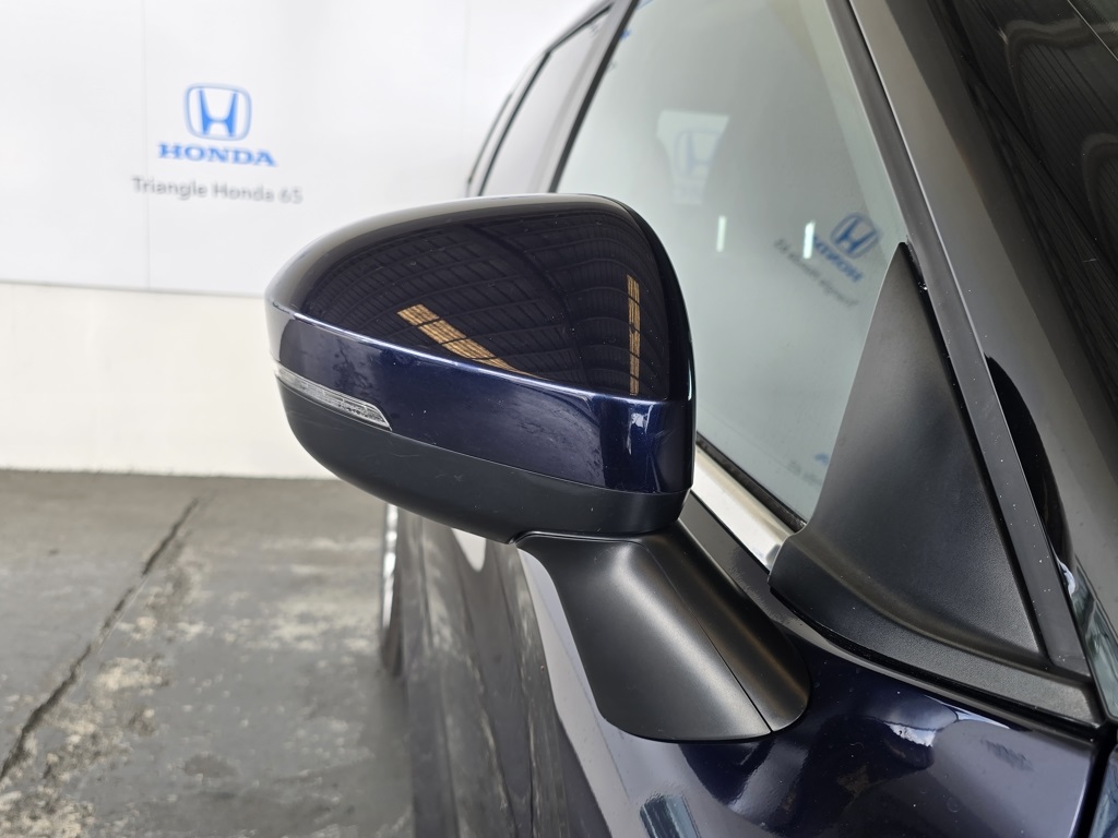 Thumbnail: 2024 Mitsubishi Outlander - 19