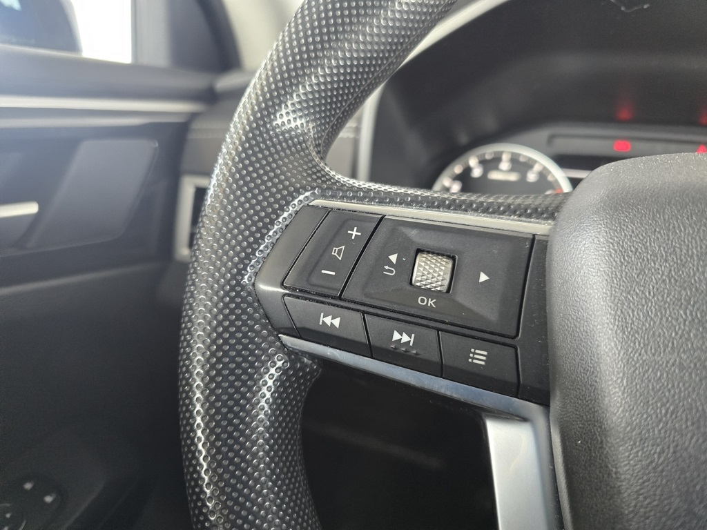 Thumbnail: 2024 Mitsubishi Outlander - 8