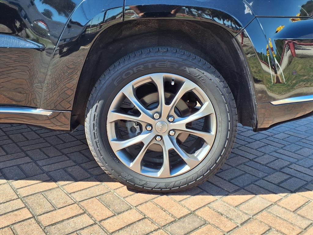 2020 Jeep Grand Cherokee Summit Black at Emmons Autoplex