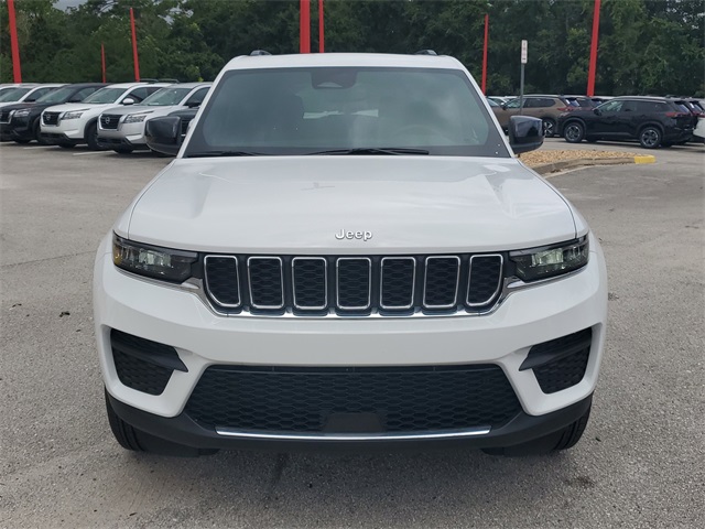 2024 Jeep Grand Cherokee Laredo photo 6