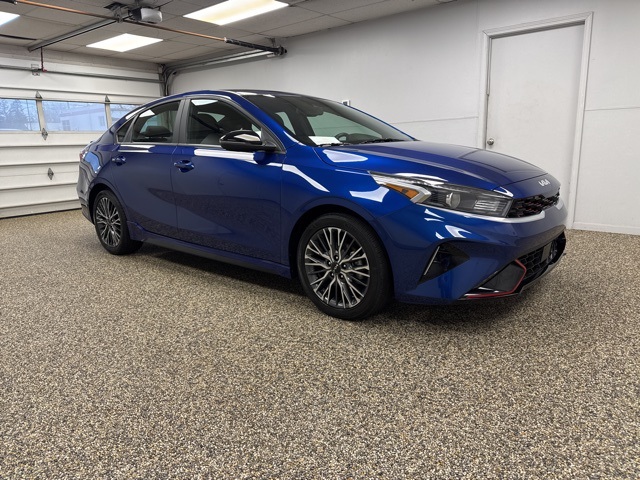 2024 Kia Forte GT-Line photo 3