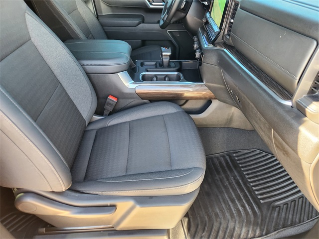 2025 Chevrolet Silverado 1500 LT Black at Traditions Chevrolet