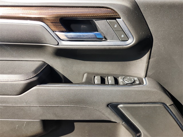 2025 Chevrolet Silverado 1500 LT Black at Traditions Chevrolet