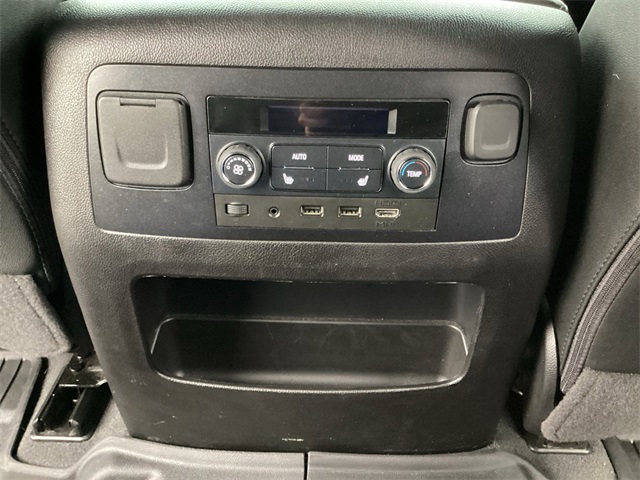 Used Car 2019 Chevrolet Tahoe  Premier For Sale Under $40,000 In San Antonio, Texas