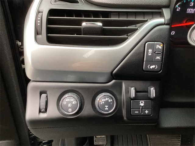 Used Car 2019 Chevrolet Tahoe  Premier For Sale Under $40,000 In San Antonio, Texas