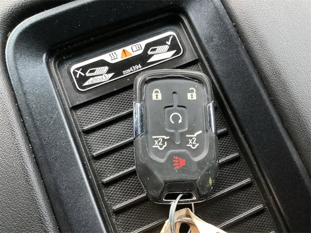 Used Car 2019 Chevrolet Tahoe  Premier For Sale Under $40,000 In San Antonio, Texas