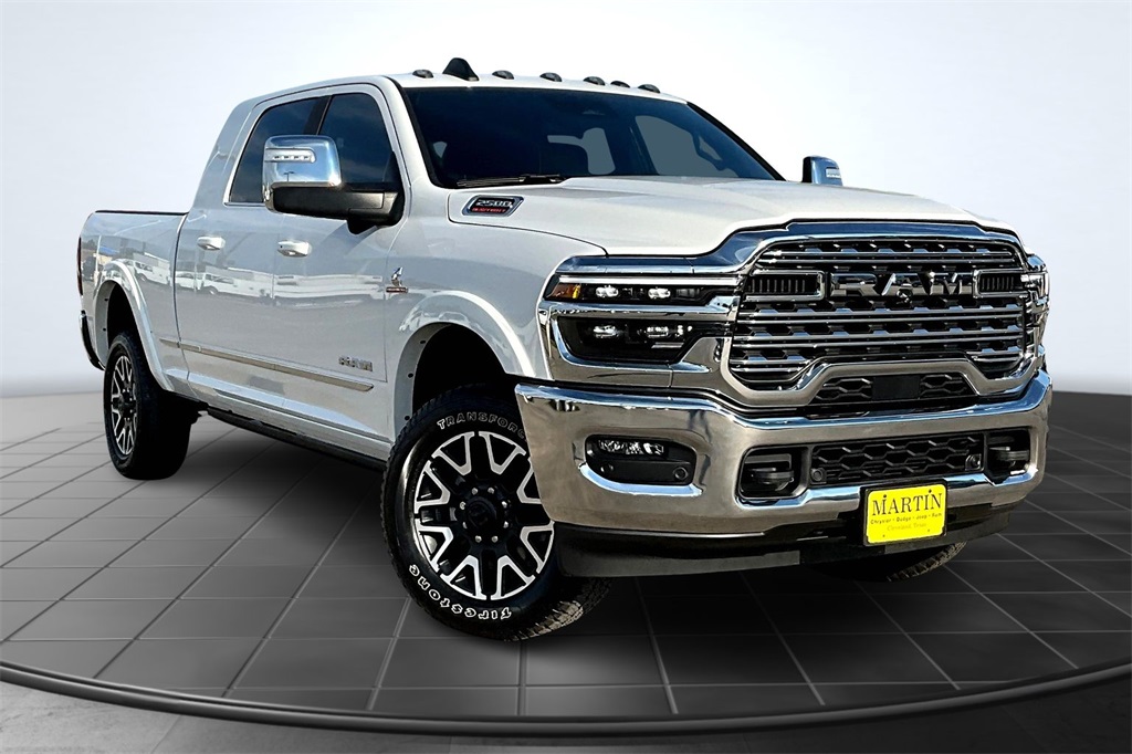 2025 Ram 2500 Limited White at River Oaks CDJR