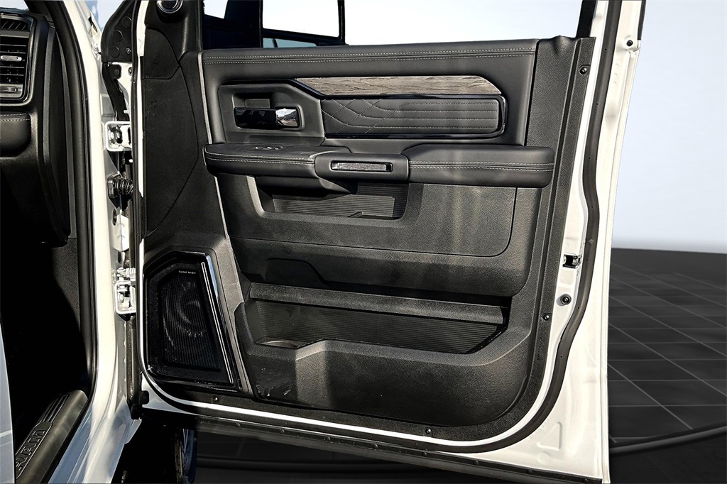 2025 Ram 2500 Limited White at River Oaks CDJR