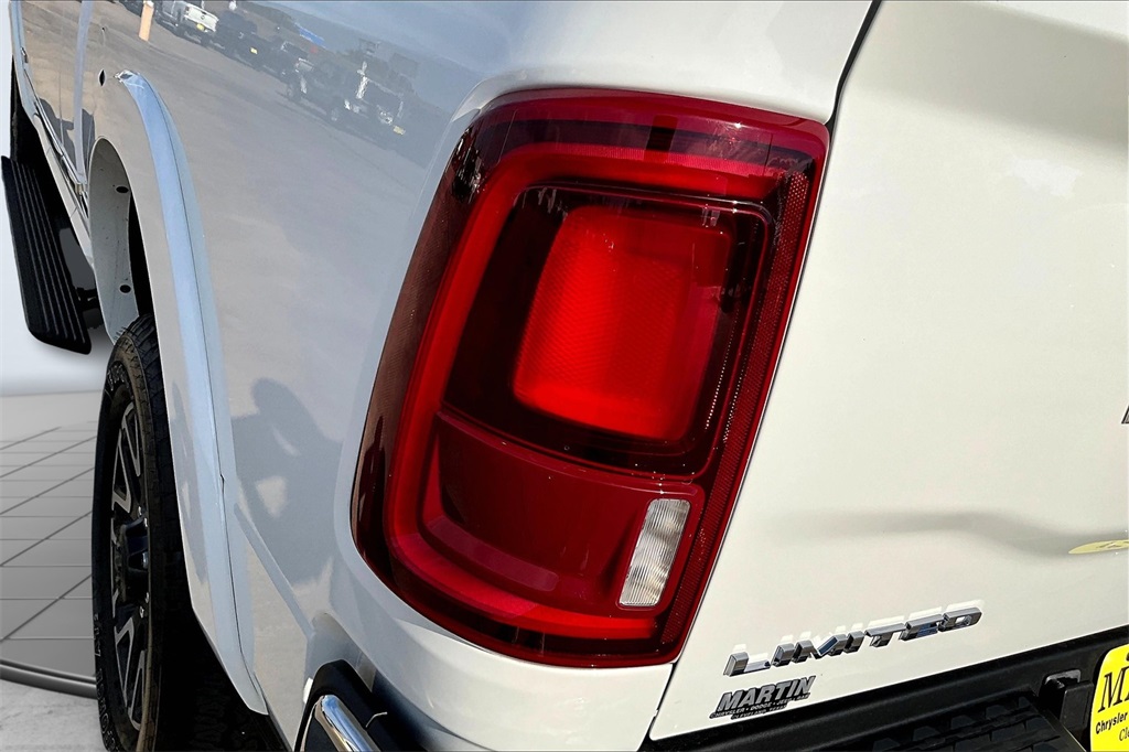 2025 Ram 2500 Limited White at River Oaks CDJR