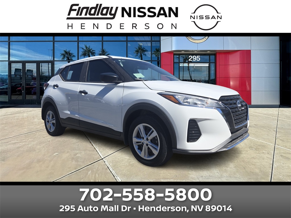 2025 Nissan KICKS PLAY Base