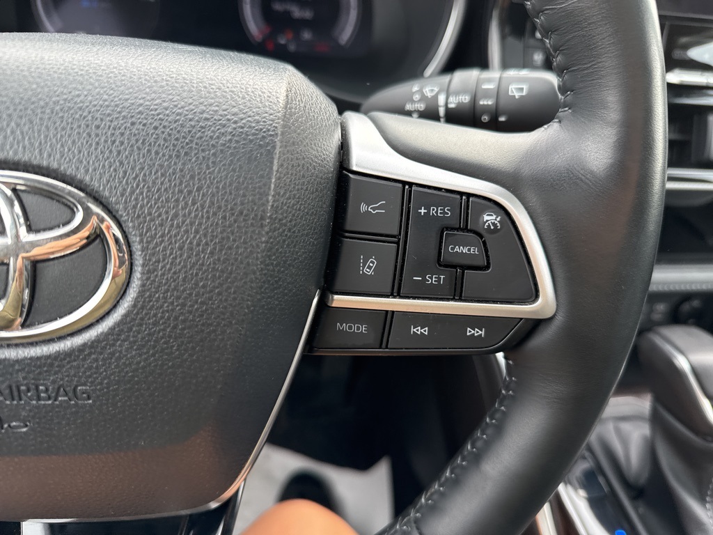2023 Toyota Highlander Hybrid
