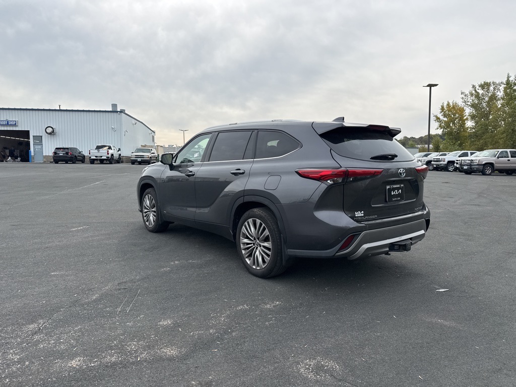 2023 Toyota Highlander Hybrid
