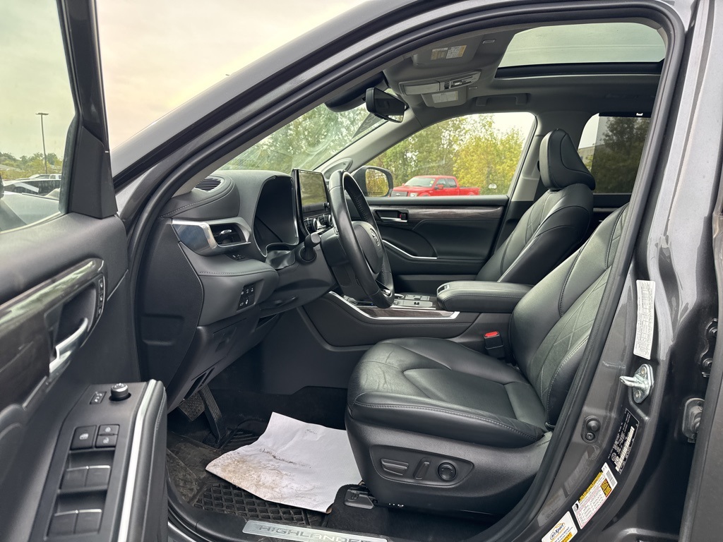 2023 Toyota Highlander Hybrid